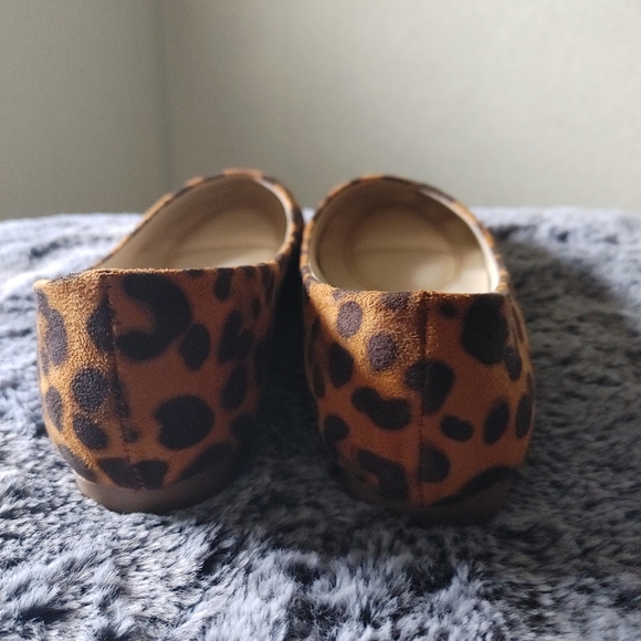 BellaMarie Leopard Suede Flats - Picture 4 of 5